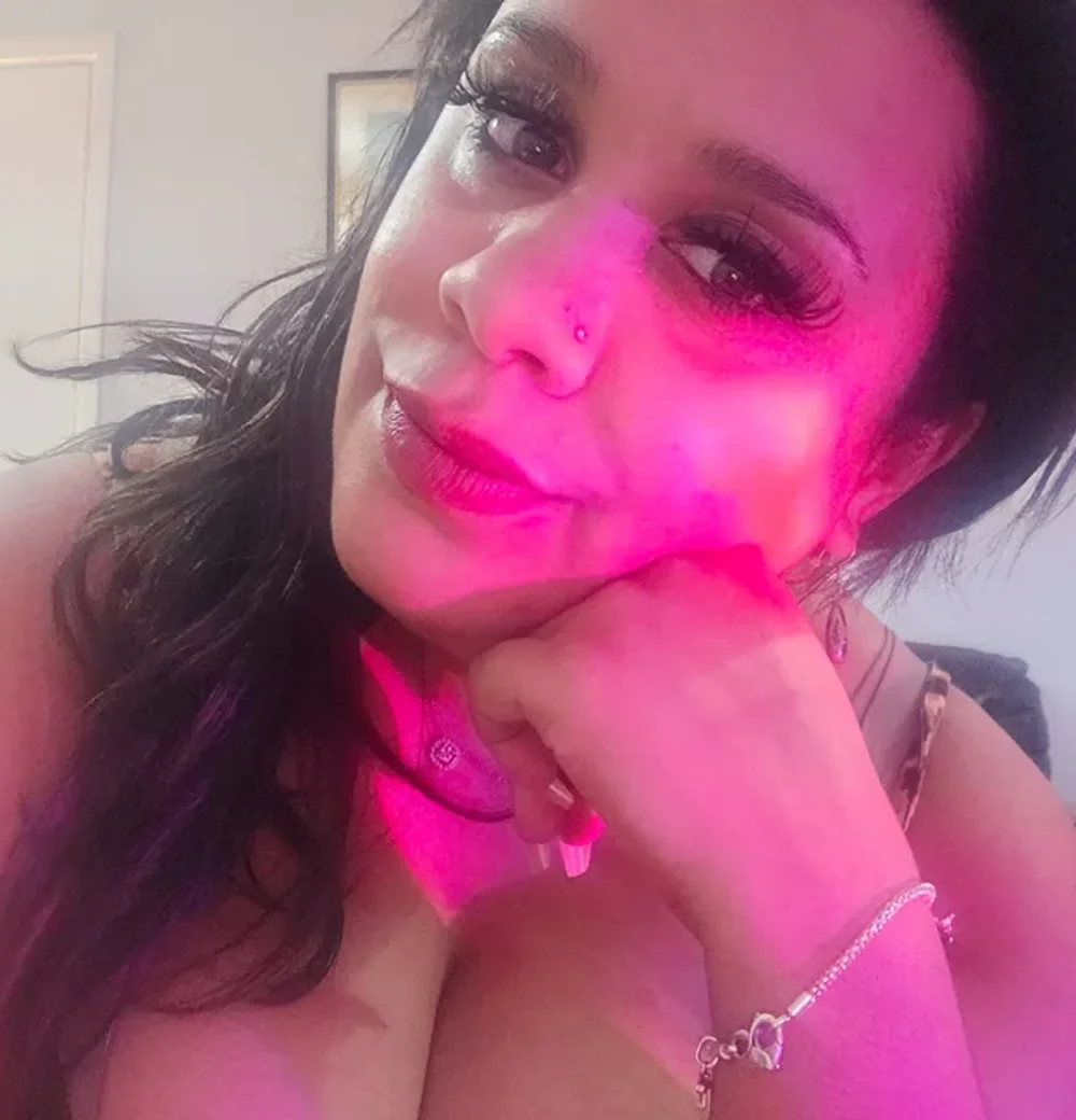 SilverGlam69 featured profile image